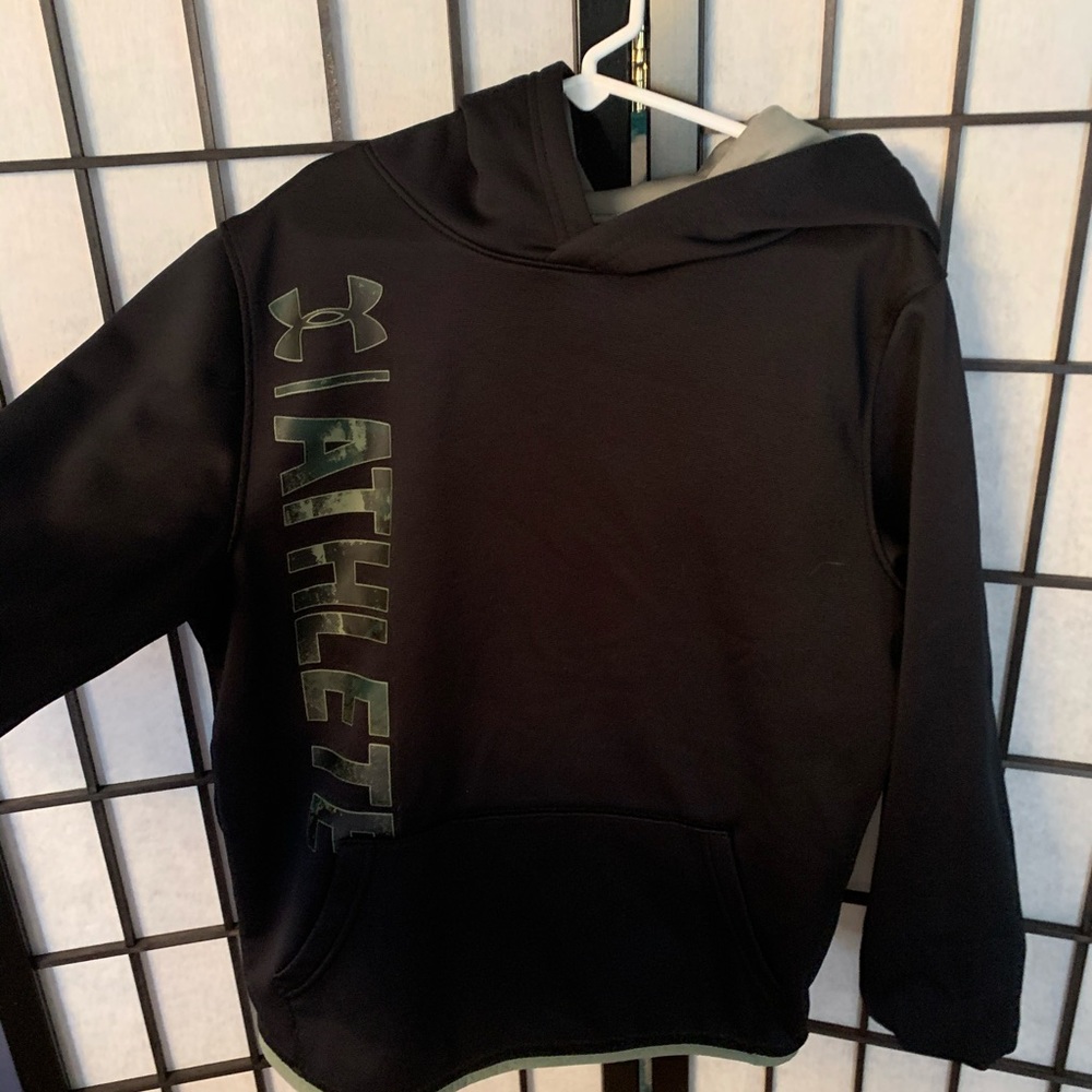 Under armour sweatshirt boys with camp writing